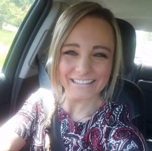 Meet your Posher, Christina